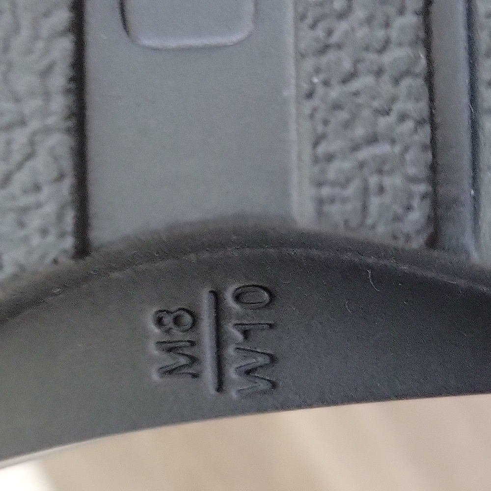 OKA Slides Sandals Water Shoes Gray Womens 10/Mens 8 NWOT - Picture 6 of 7
